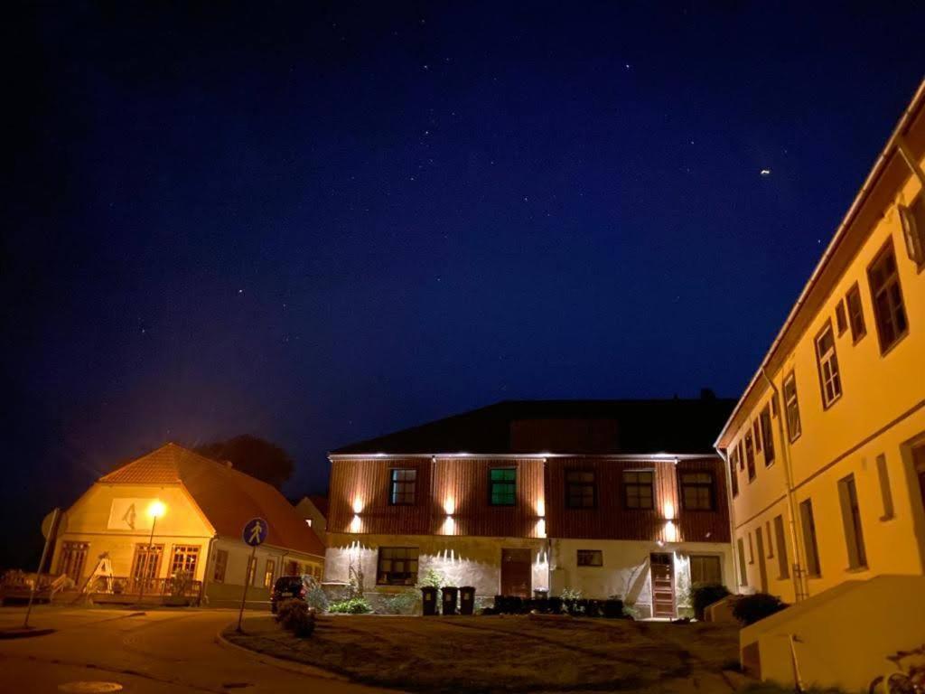 Metras Maja Hotel Aizpute Exterior photo